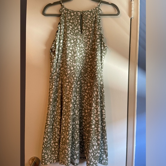 NWT Fortune + Ivy green floral sundress Size L - Picture 4 of 4